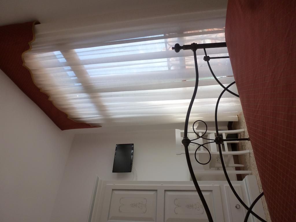 ヴェネツィア B＆B ラ テラッツァ デイ ミラーコリ Bed & Breakfast エクステリア 写真