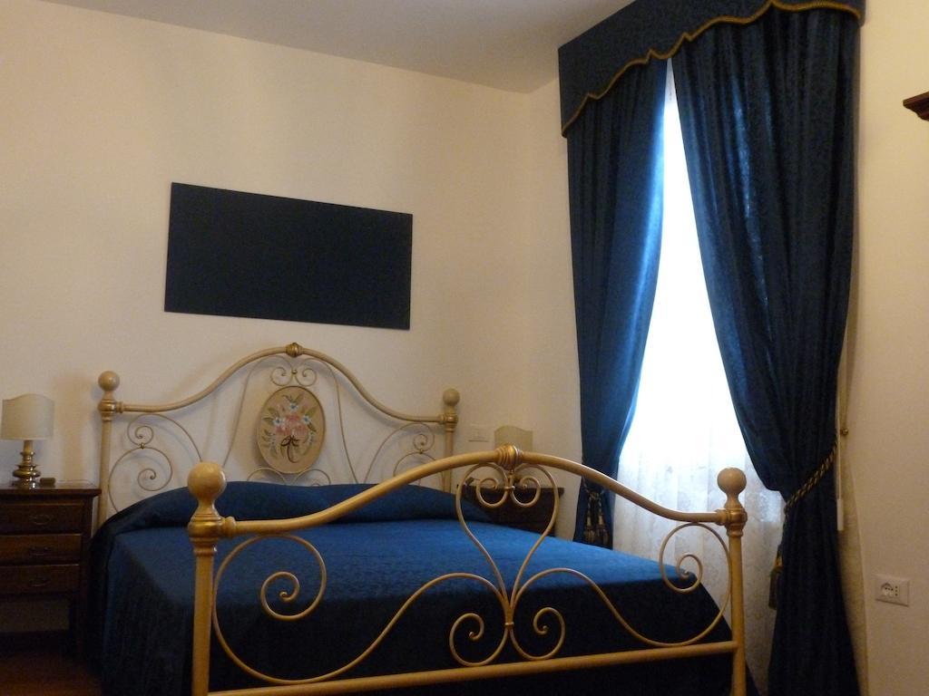 ヴェネツィア B＆B ラ テラッツァ デイ ミラーコリ Bed & Breakfast 部屋 写真