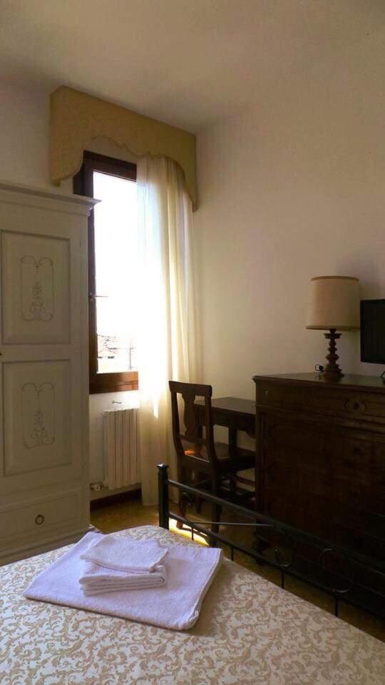 ヴェネツィア B＆B ラ テラッツァ デイ ミラーコリ Bed & Breakfast エクステリア 写真
